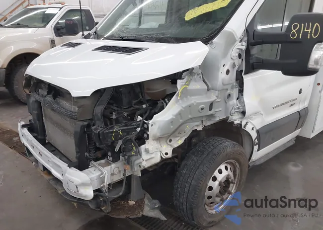 1FDBW7Z82LKA50153: 41248140