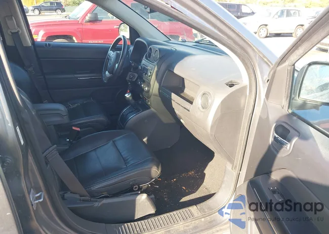 1J4NF5FB3BD280321: 41265671