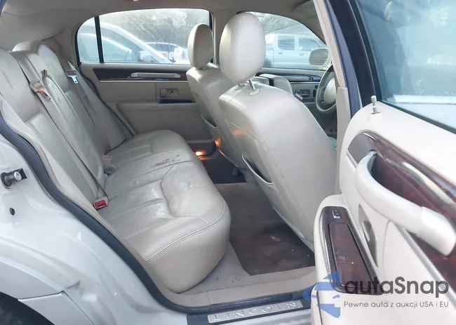 1LNHM82W07Y614464: 41268092