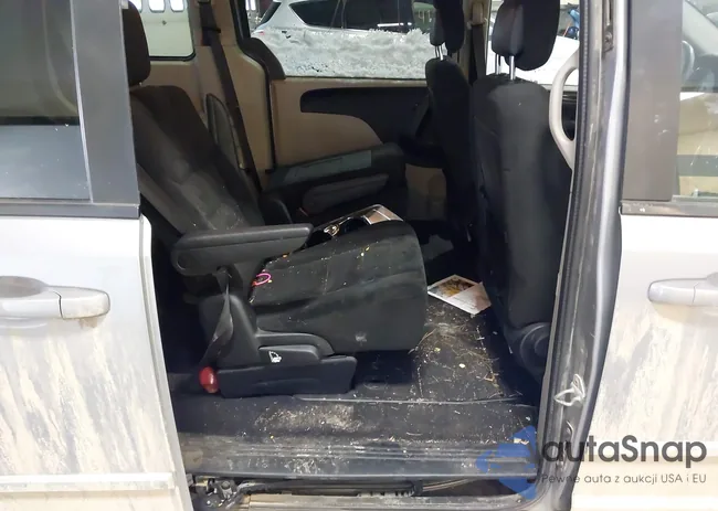 2C4RDGCG5GR216732: 41270413