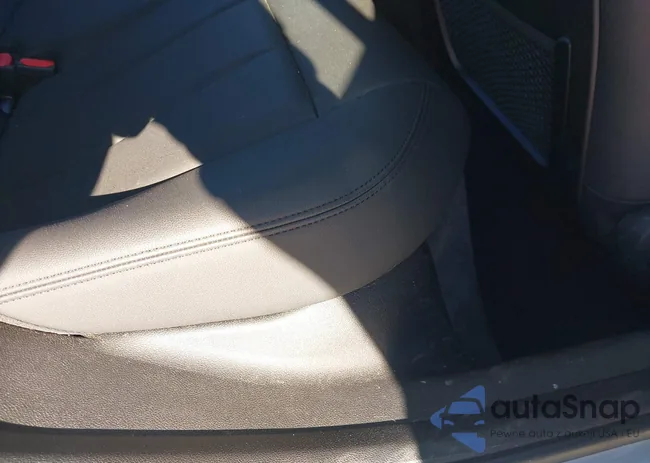 WBA5R7C5XKAJ87530: 41271077