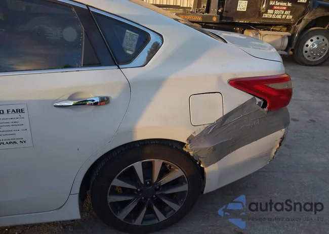 1N4AL3AP3HC285236: 41272147