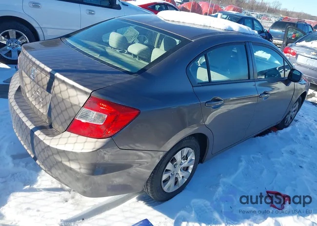 2HGFB2F57CH528932: 41273379