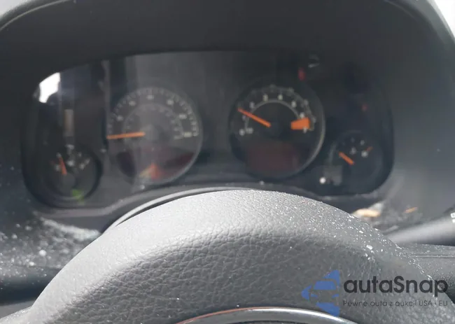 1C4NJDBB8HD101672: 41278584