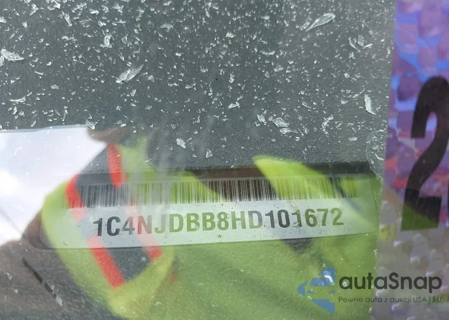 1C4NJDBB8HD101672: 41278584