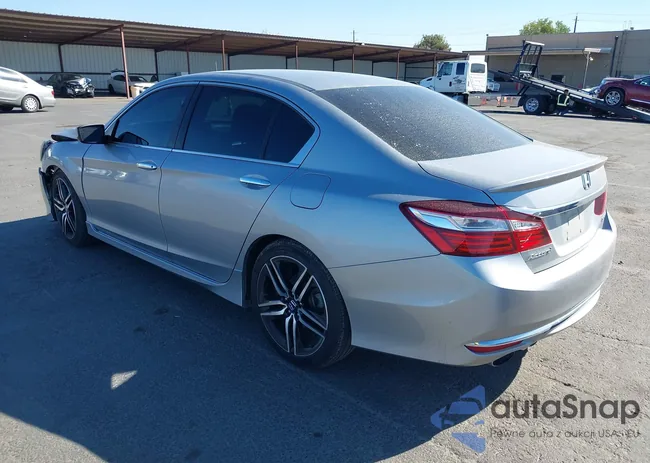 1HGCR2F52HA137272: 41279196