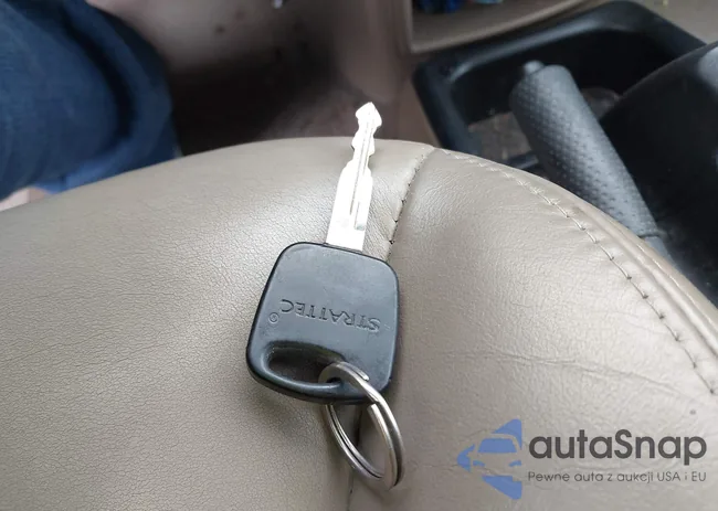 1FMCU94184KB05612: 41281935