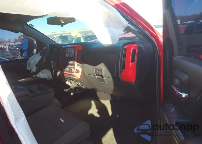 1GCVKREC3HZ256812: 41284435