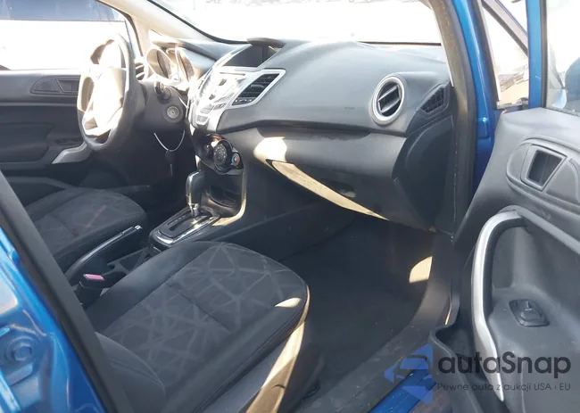 3FADP4EJ8BM121953: 41283773