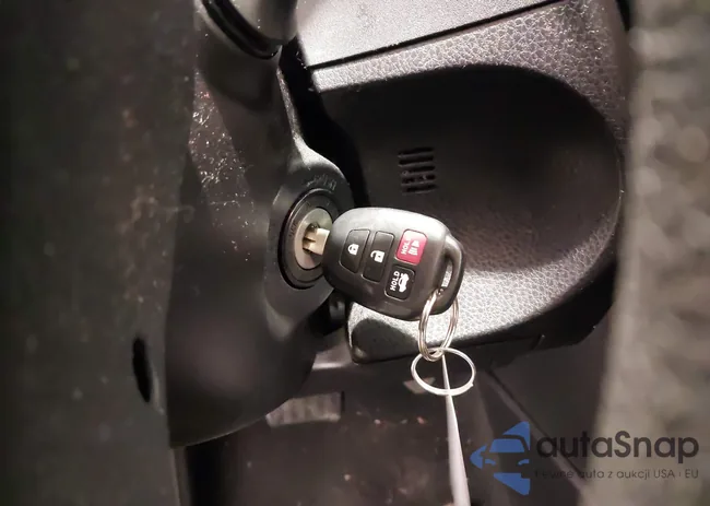 2T1BURHE6KC135767: 41286500