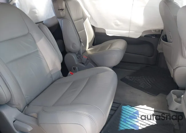 5TDYZ3DC5HS848253: 41289984