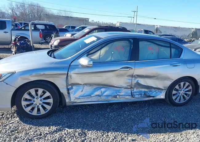 1HGCR2F81DA043856: 41290919