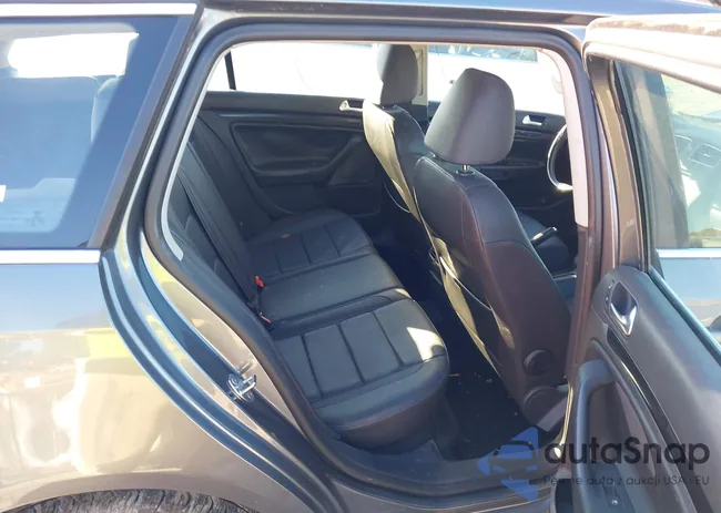 3VWPL7AJ5DM680130: 41296518