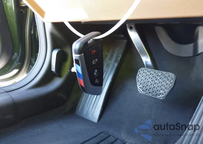 WBY43AW03PFP63447: 41300016