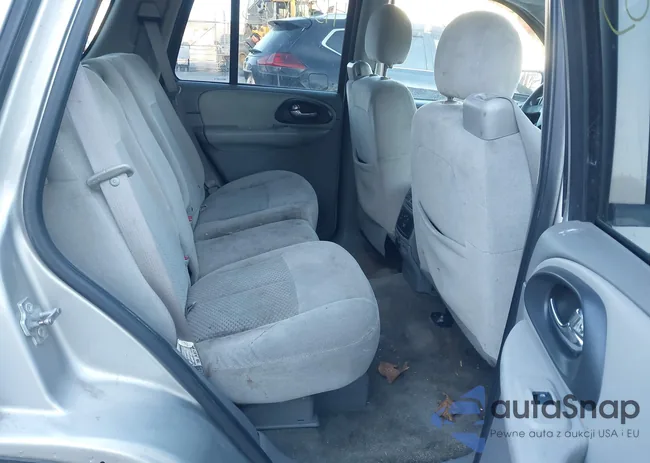 1GNDT13S572246804: 41300085