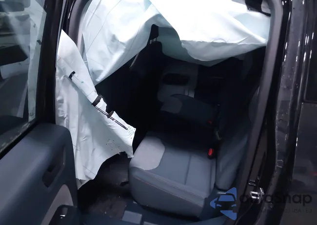 3FTTW8J93RRB28513: 41300323