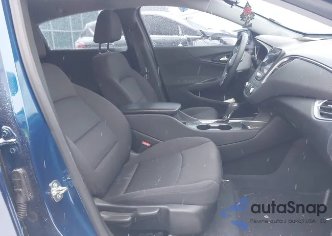 1G1ZD5ST4KF146913: 41300784