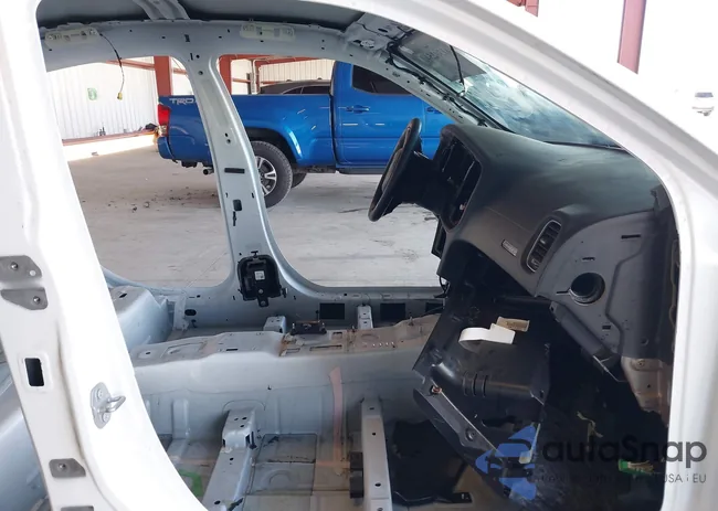 2C3CDXGJ3KH647049: 41302540