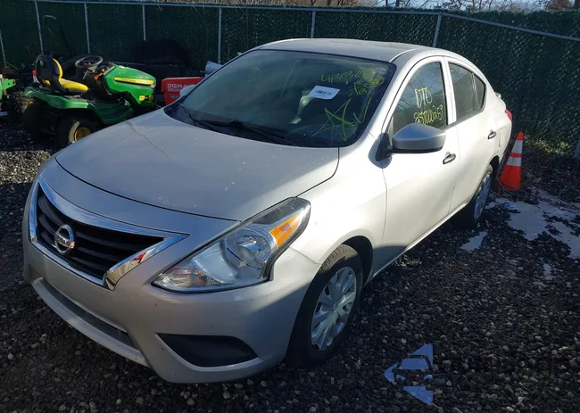 3N1CN7AP3KL825963: 41303247