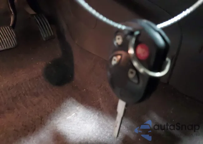 1FADP3FE8JL233292: 41304412