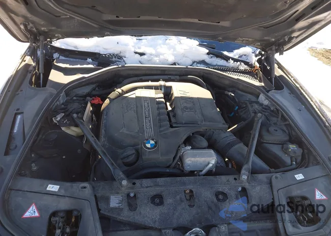 WBA5B3C51FD548872: 41304922