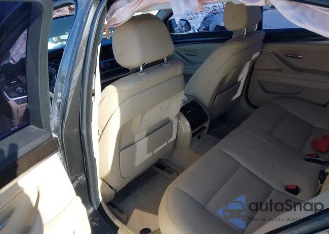 WBA5B3C51FD548872: 41304922