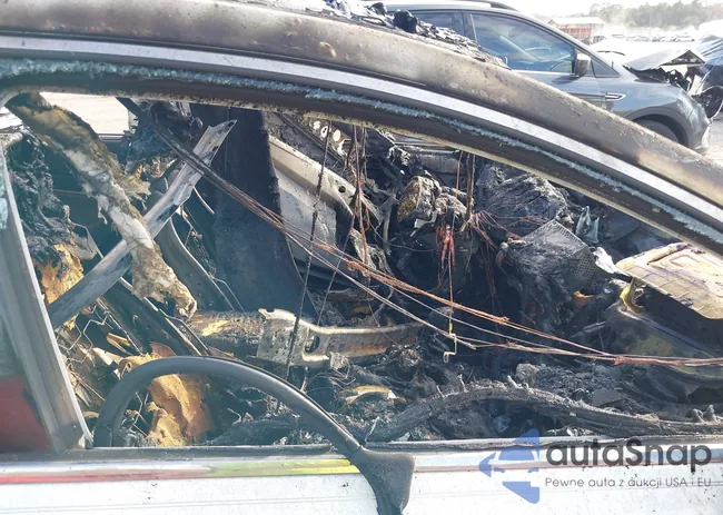 5NPE34AF6FH070296: 41306793