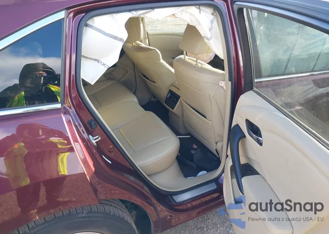 5J8TB4H3XHL028042: 41306813