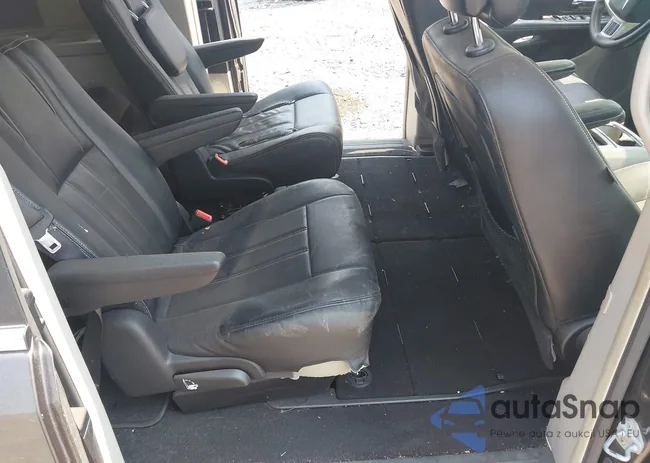 2C4RC1BG3GR110927: 41308403