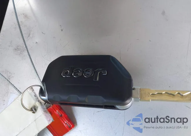 1C4PJXDG7RW325735: 41309348