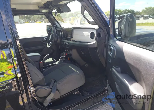 1C4PJXDG7RW325735: 41309348