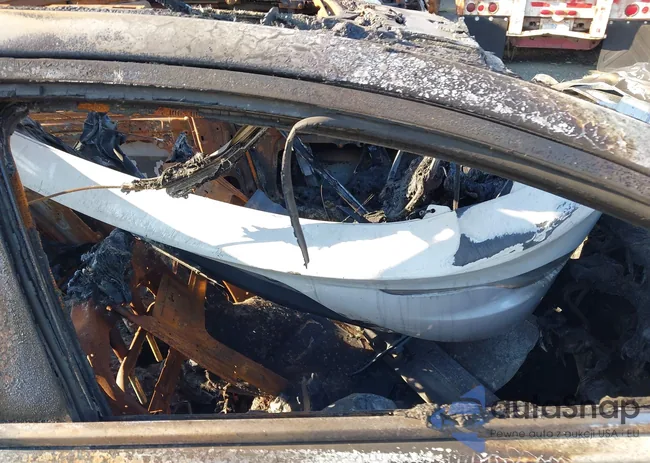 KMHEC4A40DA076268: 41310172