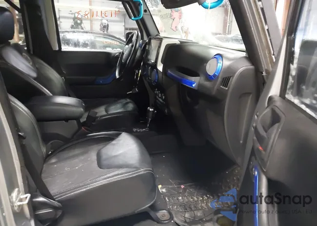 1C4BJWDG3DL628784: 41311183