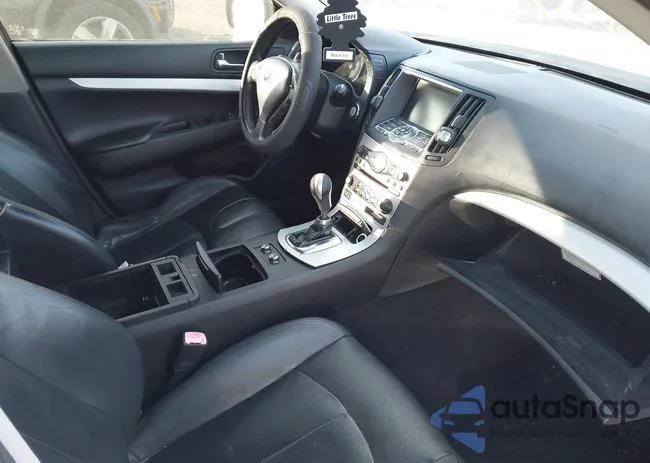 JNKCV61E99M307229: 41313009