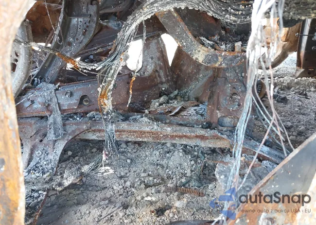 1G1FZ6S0XP4113417: 41313104