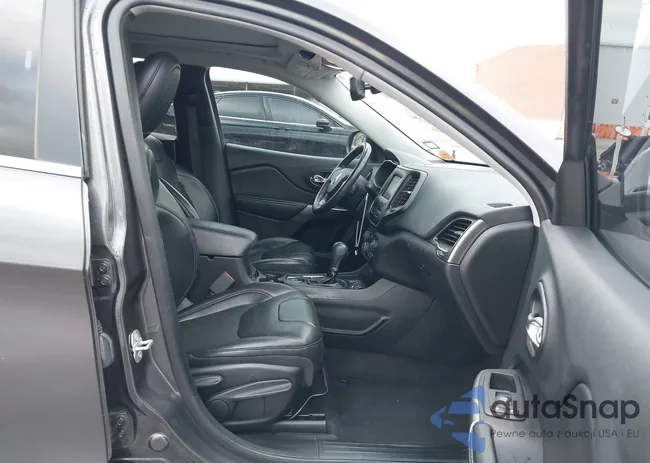 1C4PJLLX1KD241874: 41313447