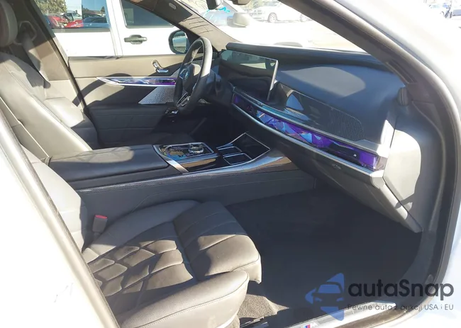 WBY53EJ05RCP57849: 41313702