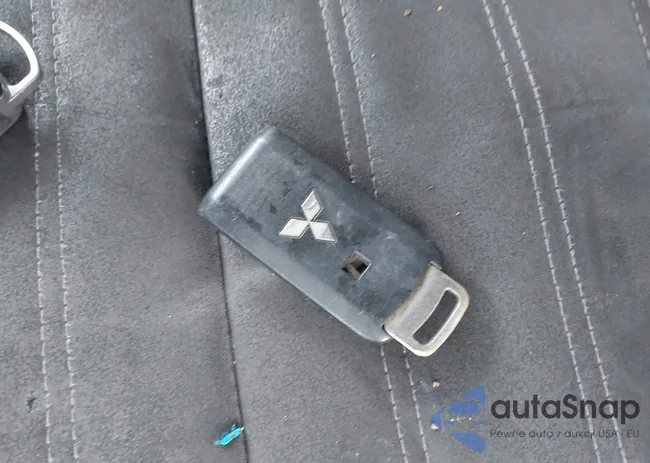 JA4AZ3A3XLZ005866: 41316079