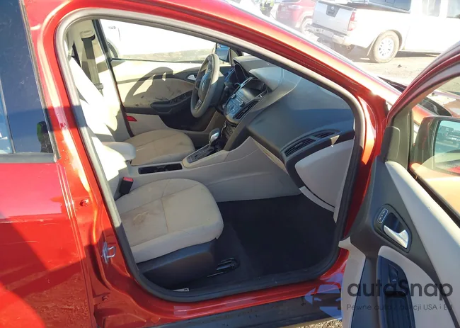 1FADP3F25JL275330: 41316782