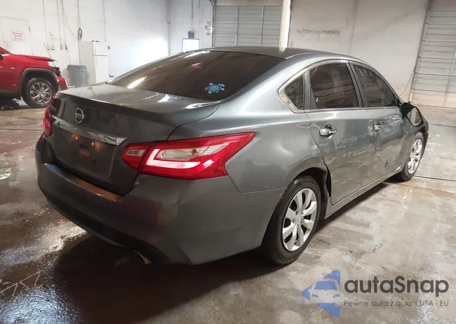 1N4AL3AP1HN351819: 41318567