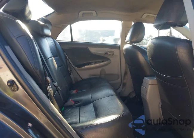 2T1BU4EE2DC004524: 41319564