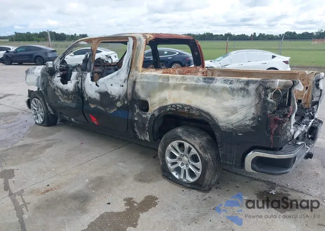 2GCPAEED9P1142222: 41318689