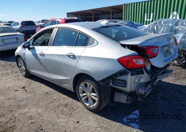 1G1BE5SM6K7116085: 41320313