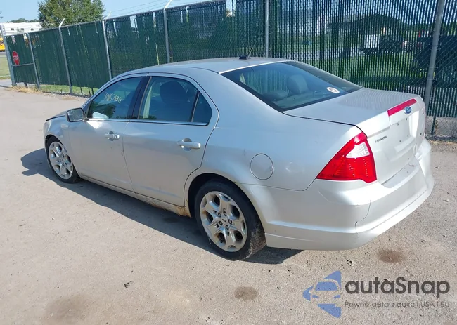 3FAHP0HA2BR300305: 41320409