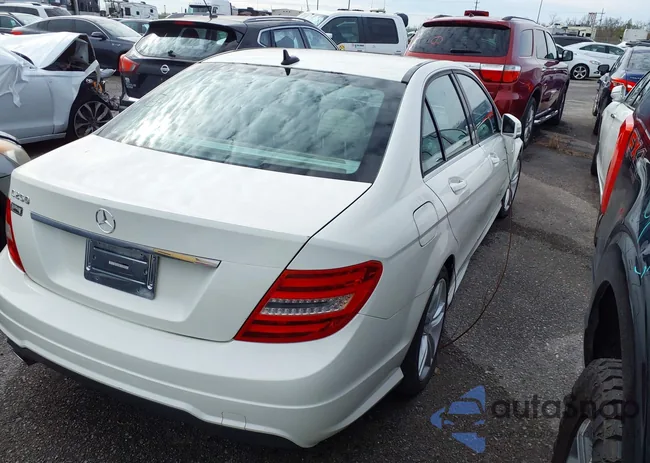 WDDGF4HB8CA642559: 41320603