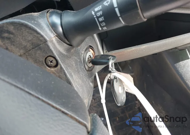 3TMLU4ENXFM206669: 41323365