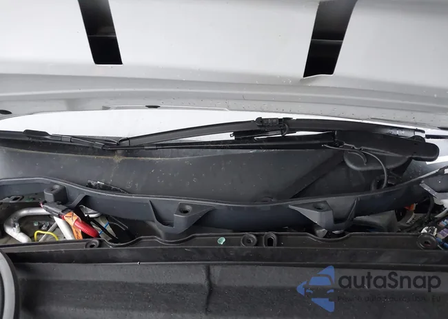 5YJXCDE2XMF319579: 41324452