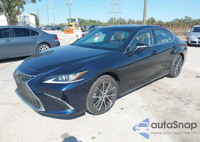 58ADZ1B17SU185036: 41327388