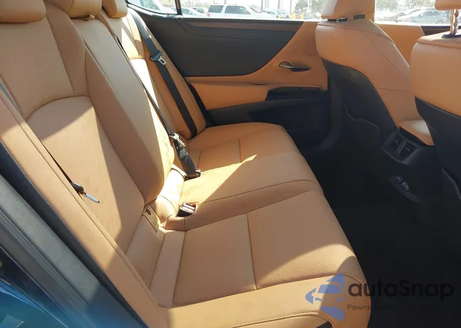 58ADZ1B17SU185036: 41327388