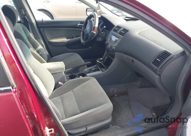 1HGCM56766A037304: 41328200